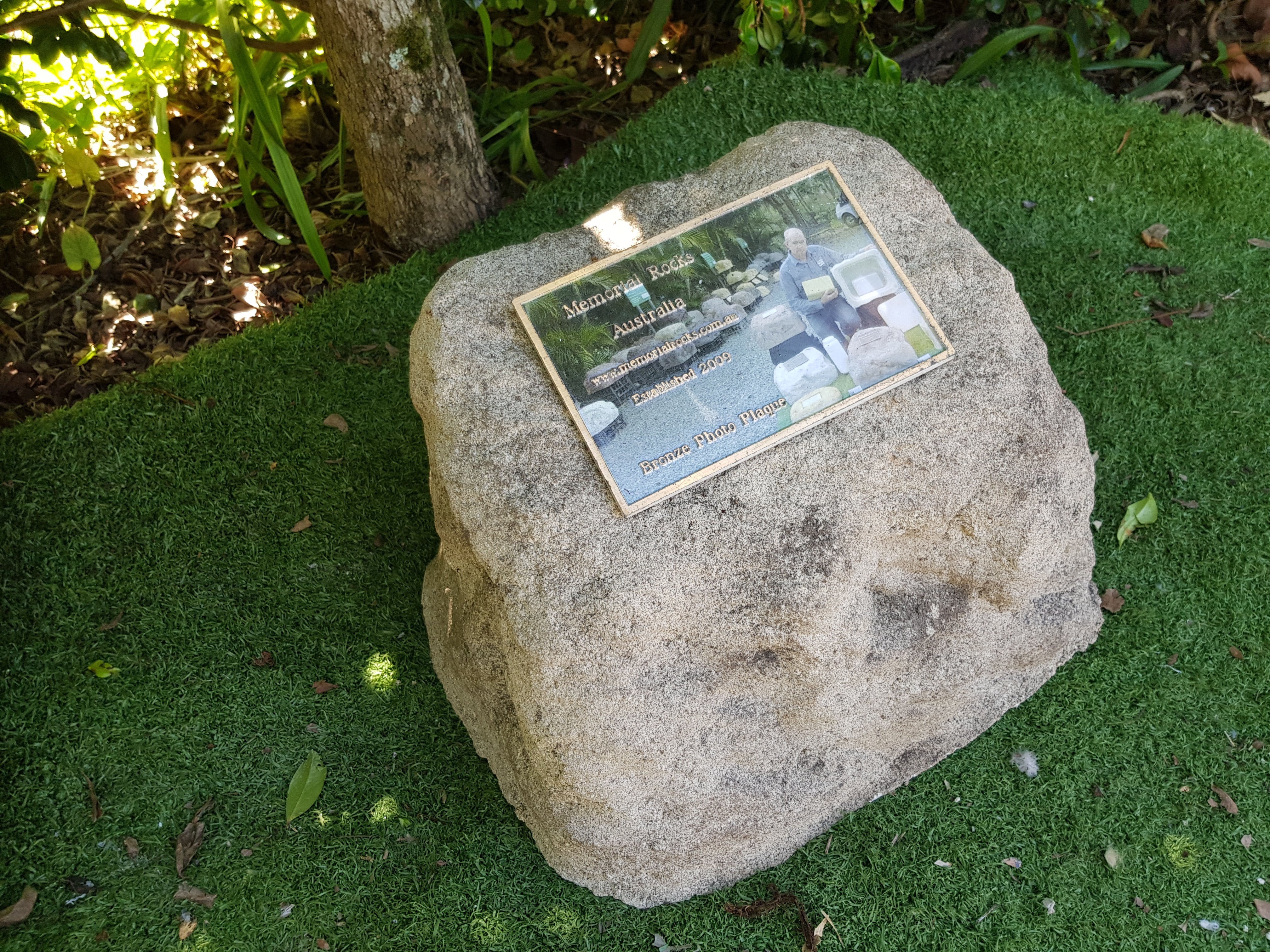 Memorial Rock Urn 1632  Large Natural Riversand