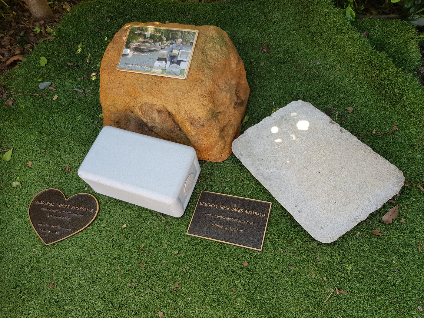 Australian made outdoor cremation urn. – Memorial Rocks Australia
