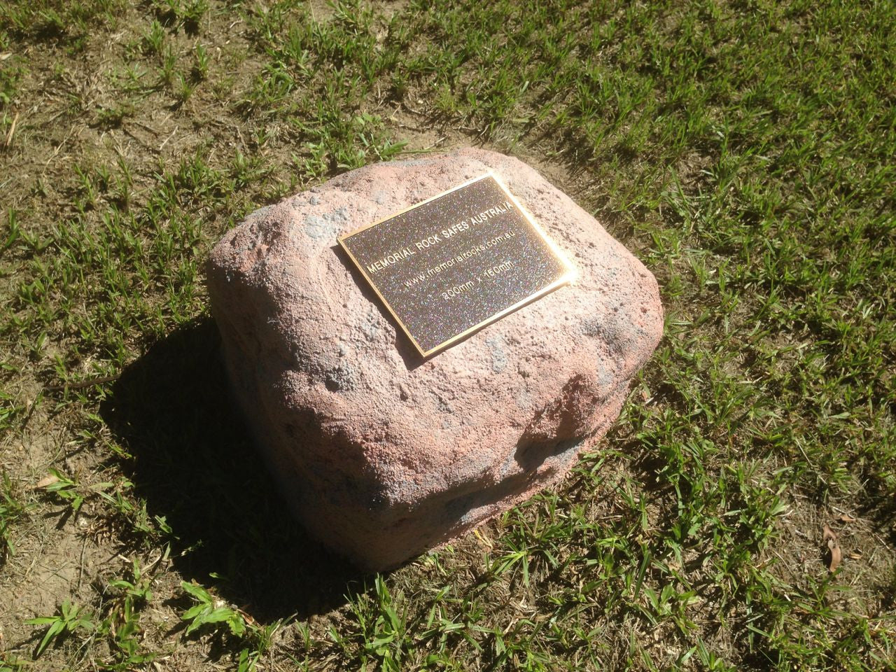 Quality Bronze Plaque Size 200mm x 150mm or 220mm x 150mm